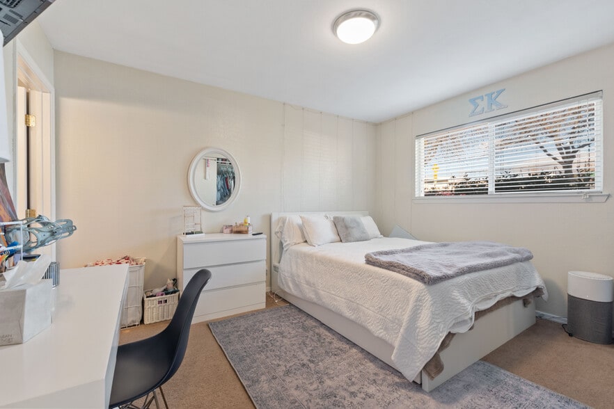 More Photos Of , Reno Multifamily For Sale
