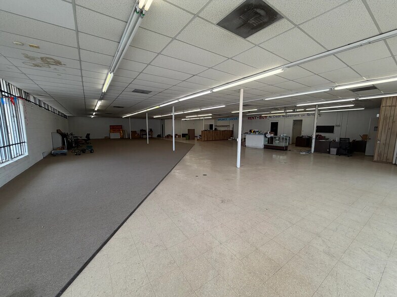 More Photos Of 800 N Fillmore St, Amarillo Freestanding For Lease