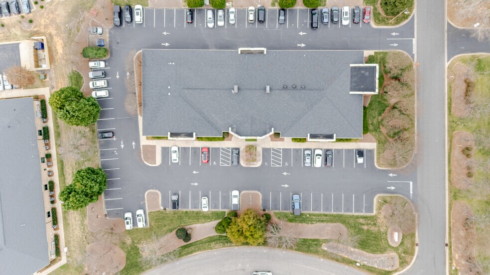 More Photos Of 105 Ben Casey Dr, Fort Mill Medical For Lease