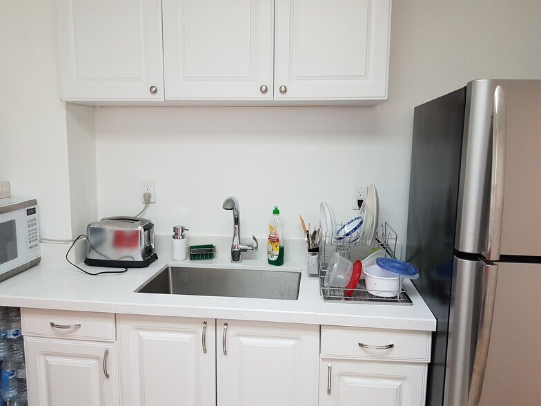 More Photos Of 1270 Finch Ave W, Toronto General Retail For Lease