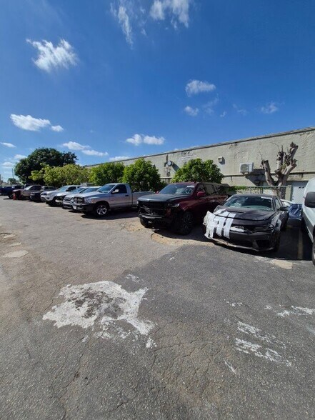 More Photos Of 12459 SW 130th St, Miami Warehouse For Sale