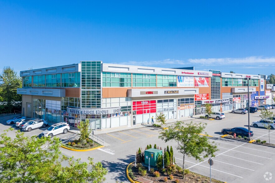 More Photos Of 12899 80th Ave, Surrey Storefront Retail Office For Lease