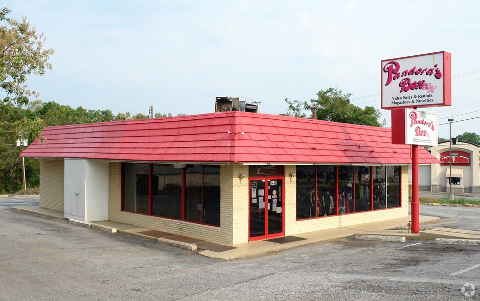 More Photos Of 1445 Poinsett Hwy, Greenville Freestanding For Lease