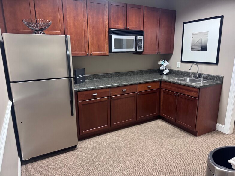 More Photos Of 4 S Main St, Franklinton Office For Sale