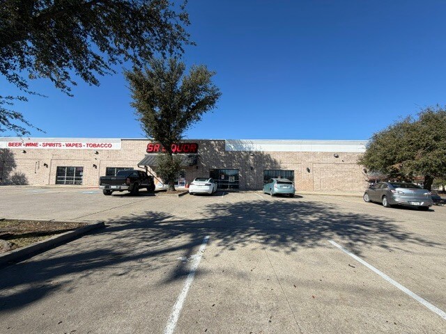 More Photos Of 617 N Mcdonald St, McKinney Freestanding For Sale