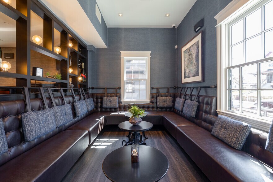 More Photos Of 140 Main St, North Easton Restaurant For Lease