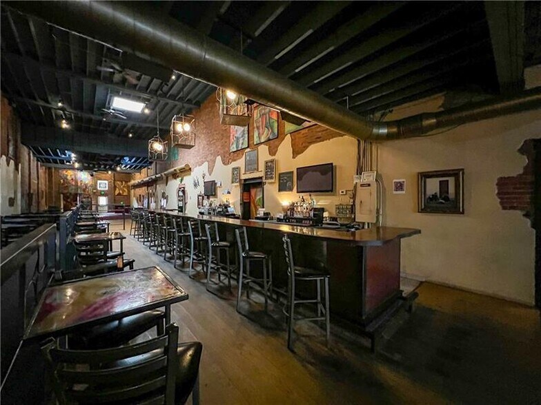 More Photos Of 118 N Main St, Butler Restaurant For Sale