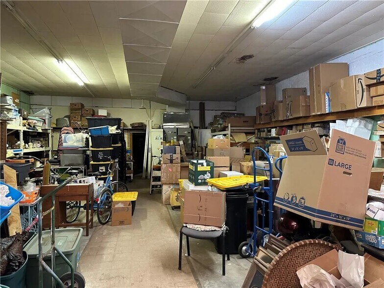 More Photos Of 346 E Main St, Rosebud General Retail For Sale