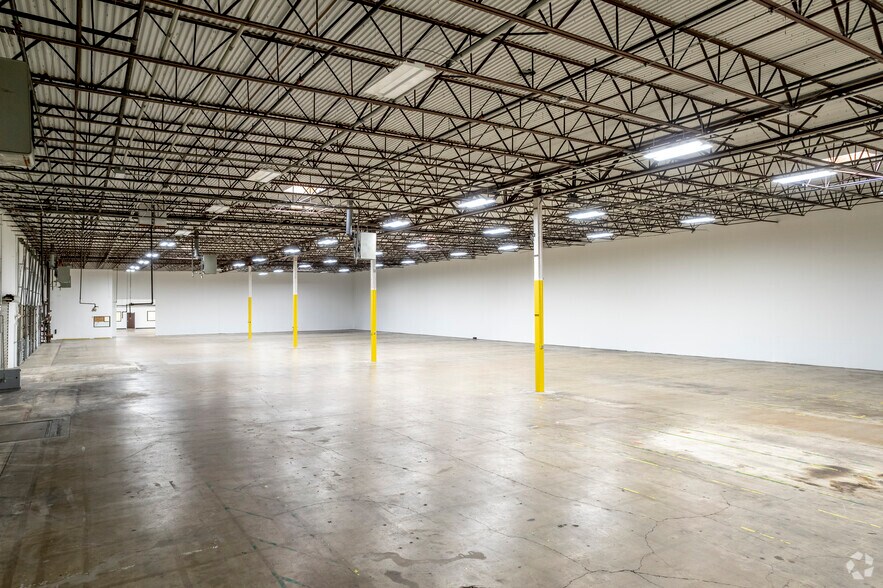More Photos Of 5400-5410 Kaepa Ct, San Antonio Warehouse For Lease