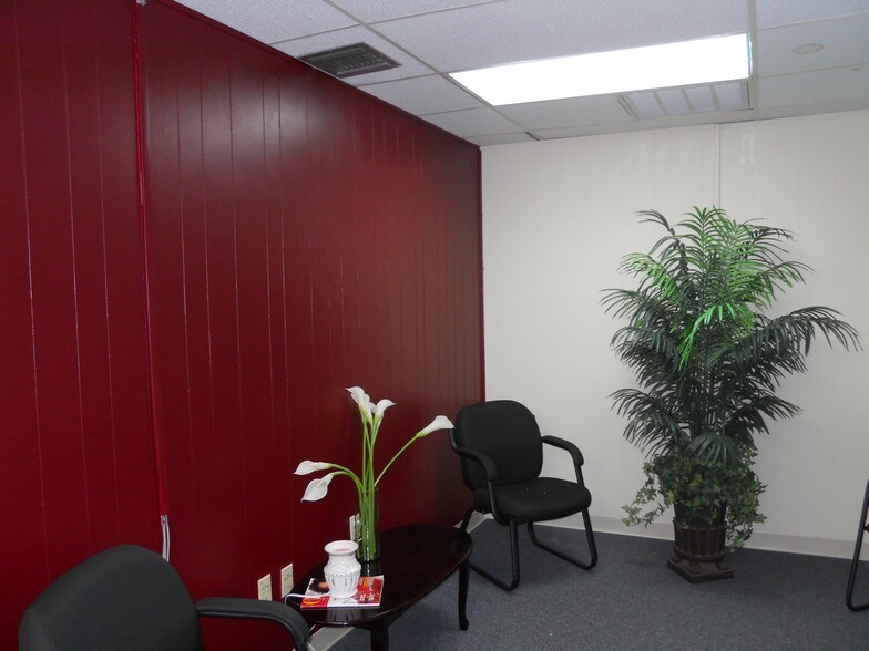 More Photos Of 339 N Route 73, Berlin Medical For Lease