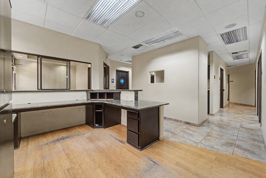 More Photos Of 1166 Live Oak Blvd, Yuba City Medical For Lease