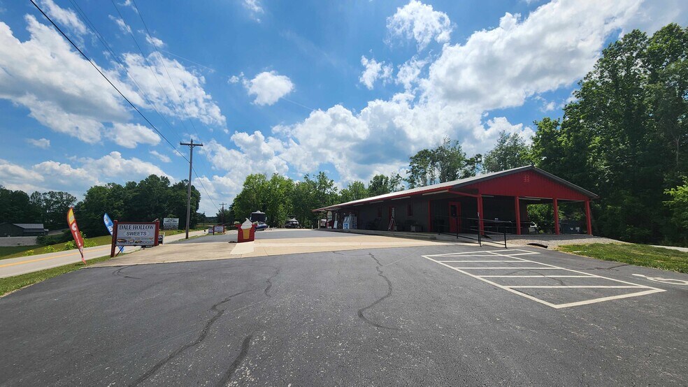 More Photos Of 2806 State Park Rd, Burkesville Freestanding For Sale