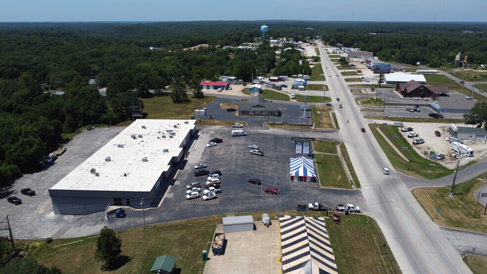 More Photos Of 401 N Main St, Gravois Mills Office For Lease