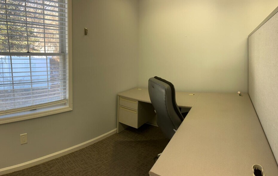 More Photos Of 39 Mill Plain Rd, Danbury Loft Creative Space For Lease