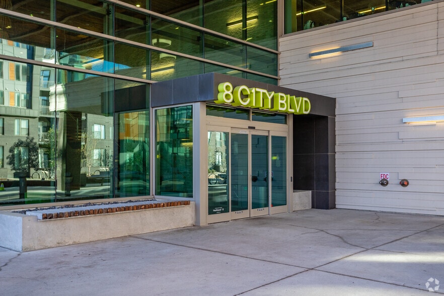 More Photos Of 8 City Blvd, Nashville Office For Lease