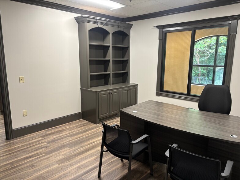 More Photos Of 3325 Aspen Grove Dr, Franklin Loft Creative Space For Sale