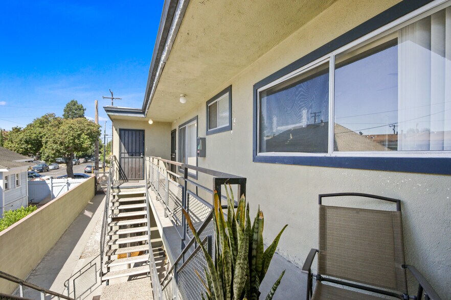 More Photos Of 600 Almond Ave, Long Beach Apartments For Sale