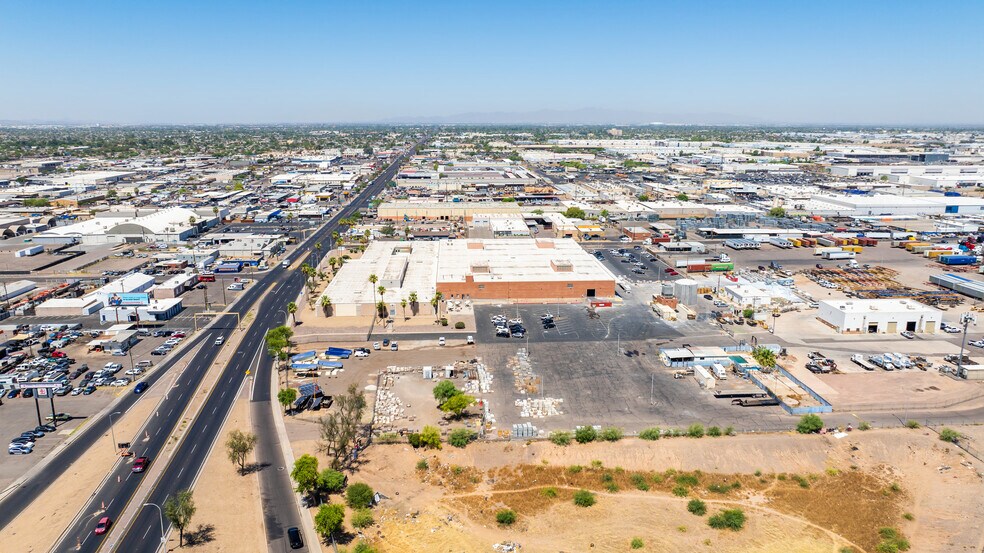 Primary Photo Of 3750 W Indian School Rd, Phoenix Contractor Storage Yard For Lease