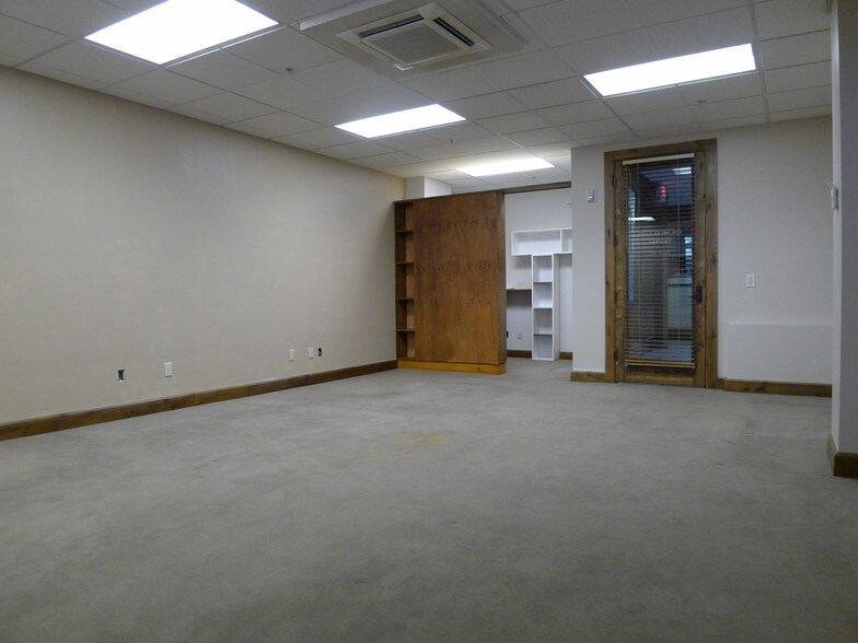 More Photos Of 120 2nd Ave N, Ketchum Medical For Sale