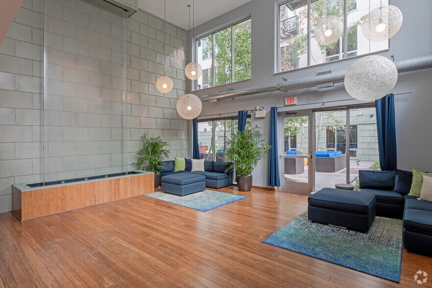 More Photos Of 2922 Aldrich Ave S, Minneapolis Apartments For Lease