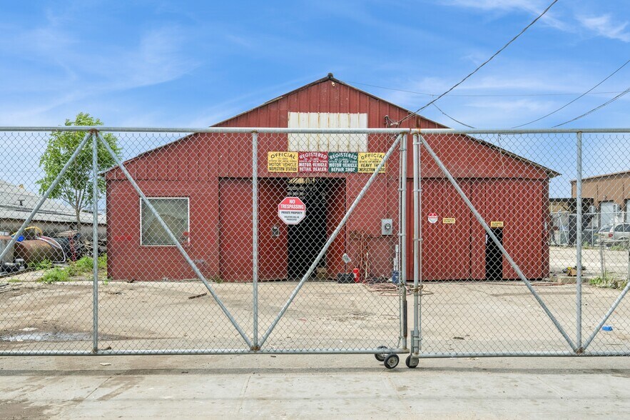 More Photos Of 3578 Maple Ct, Oceanside Warehouse For Lease