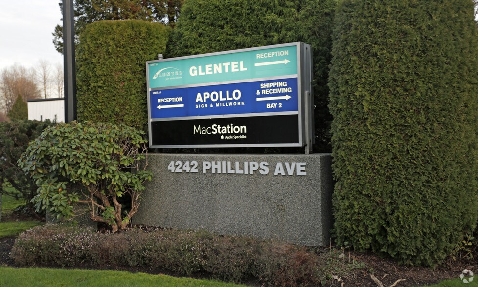 More Photos Of 4242 Phillips Ave, Burnaby Light Distribution For Lease