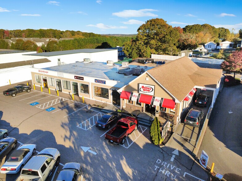 Primary Photo Of 240 Post Rd, Westerly Storefront Retail Office For Lease
