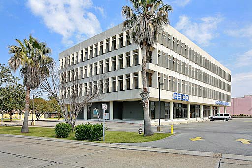 More Photos Of 4051 Veterans Highway, Metairie Office For Lease