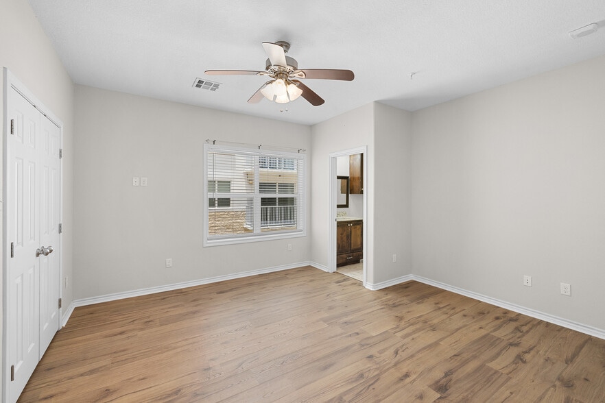 More Photos Of 307 Boyett St, College Station Apartments For Sale