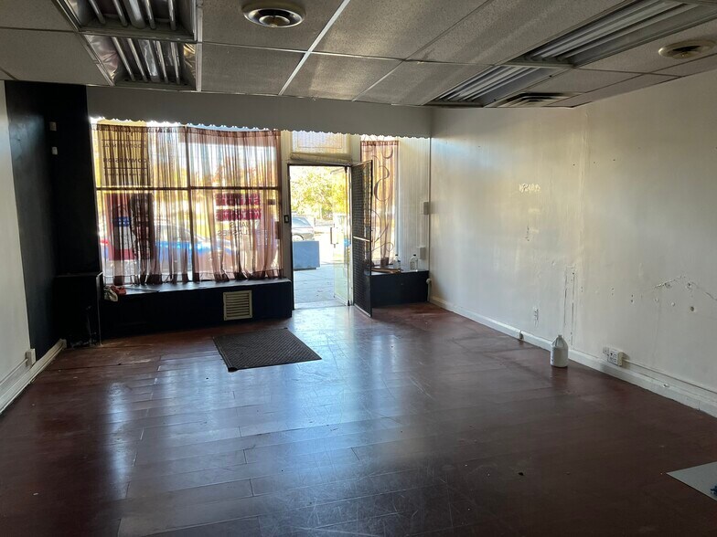 More Photos Of 3533 Dolfield Ave, Baltimore Storefront For Lease