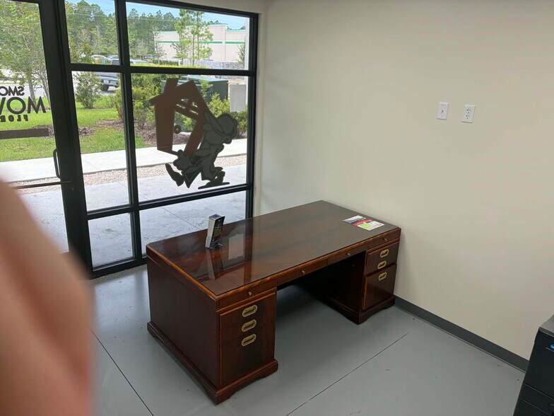More Photos Of 35 McCoy Way, Saint Augustine Self Storage For Lease