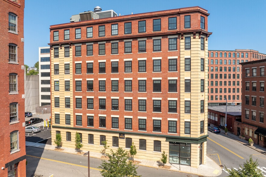 More Photos Of 86 Essex St, Haverhill Apartments For Lease