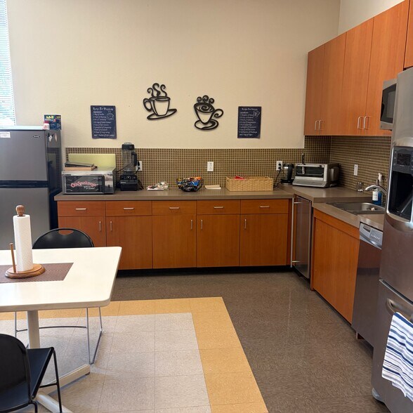 More Photos Of 1115 E Cottonwood Ln, Casa Grande Office For Lease