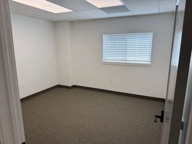 More Photos Of 301 N 1300 E, Lewiston Flex For Lease