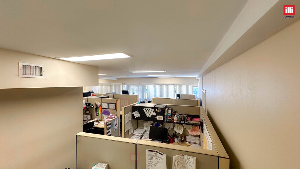 More Photos Of 7315 Lankershim Blvd, North Hollywood Light Manufacturing For Sale