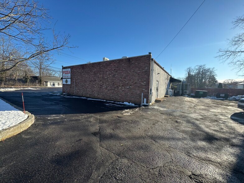 More Photos Of 678 S Country Rd, Patchogue General Retail For Sale