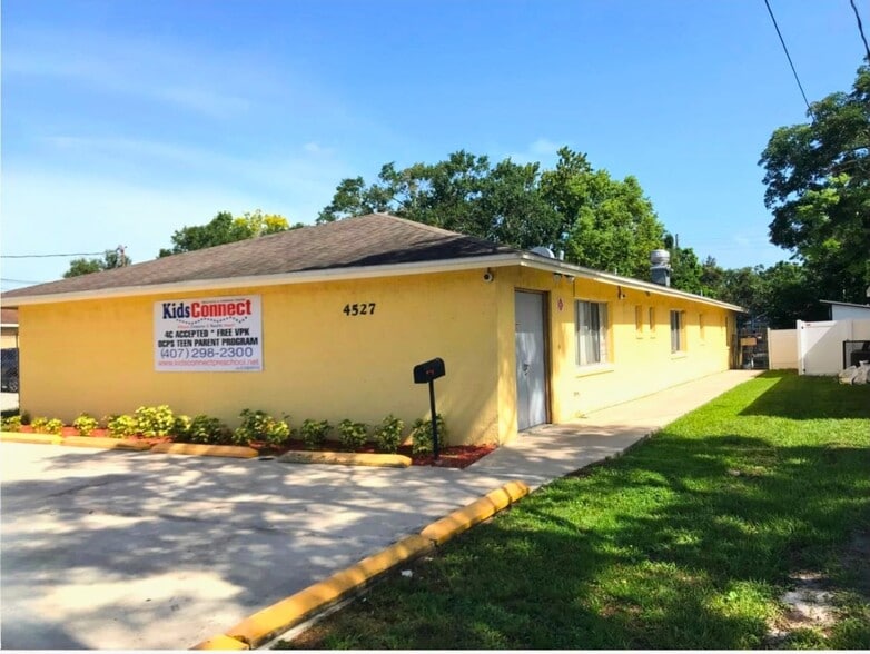 Primary Photo Of 4527 Carter St, Orlando Daycare Center For Lease