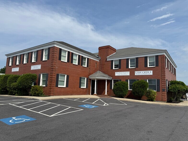 Primary Photo Of 243 US Route 1, Scarborough Medical For Sale