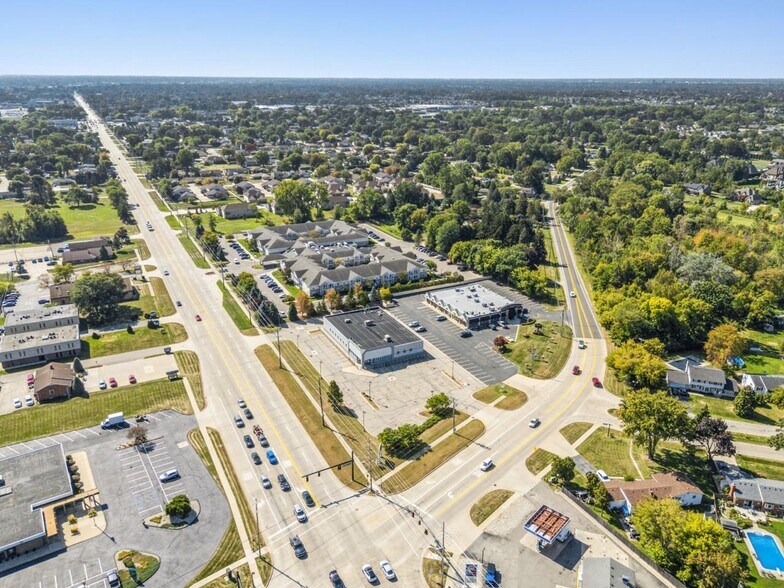 More Photos Of 36485 Garfield Rd, Clinton Township General Retail For Sale