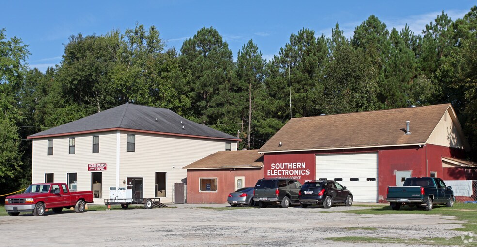 Primary Photo Of 2572 Fish Hatchery Rd, West Columbia Freestanding For Sale