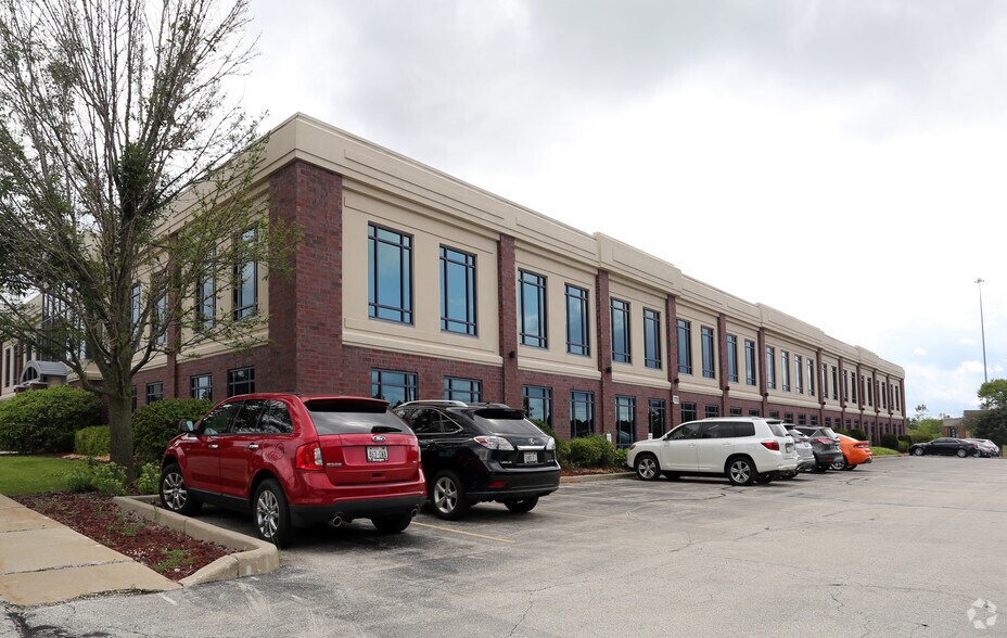 More Photos Of 20855 Watertown Rd, Waukesha Office For Lease