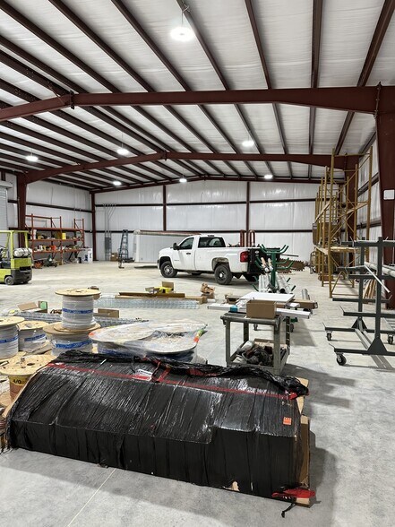 More Photos Of 39 Main St, Jackson Warehouse For Lease