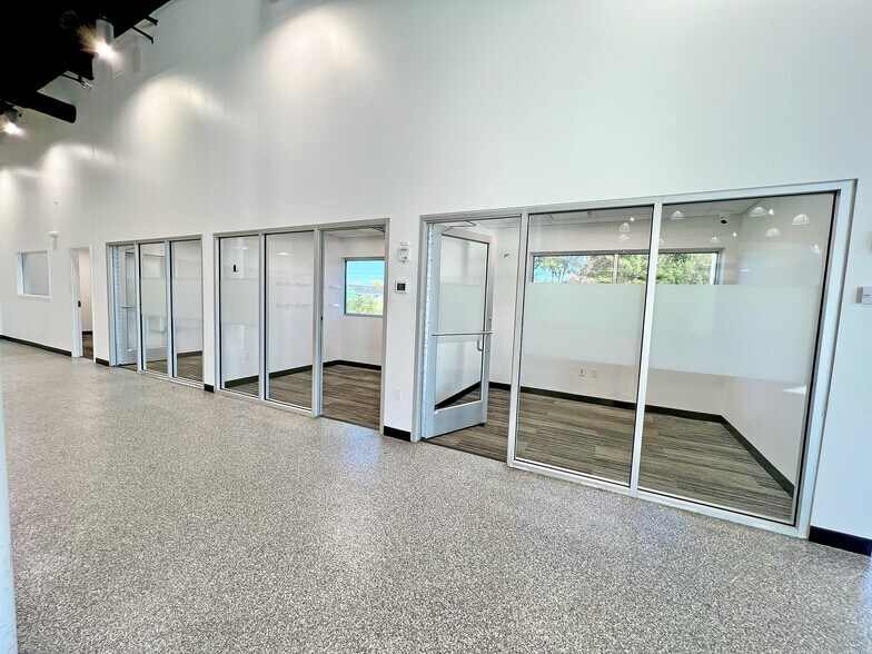 More Photos Of 501 Salem Pl, Fairview Heights Auto Dealership For Sale
