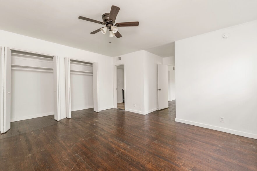 More Photos Of 3701-3743 Wesley Dr, Montgomery Apartments For Sale