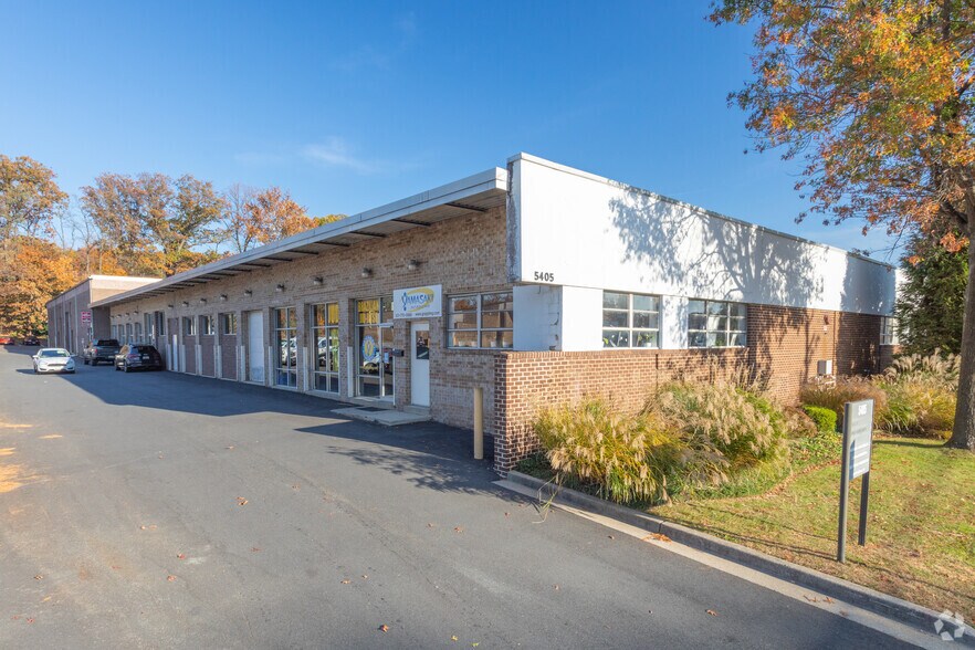 More Photos Of 5405-5407 Port Royal Rd, Springfield Research And Development For Lease