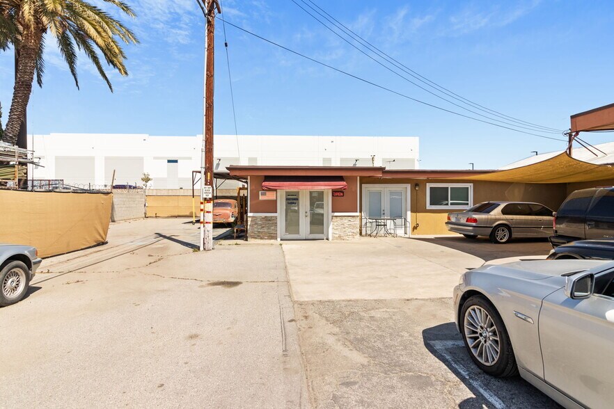More Photos Of 2819 E South St, Long Beach Warehouse For Sale