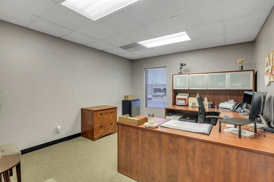 More Photos Of 809 Tower Dr, Odessa Loft Creative Space For Sale