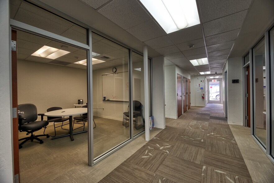 More Photos Of 2007 O St, Sacramento Office For Lease