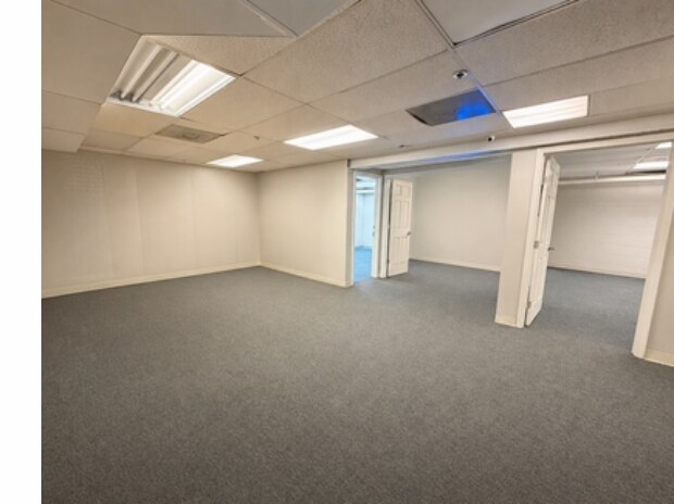 More Photos Of 161-163 Merrimac St, Woburn Service For Lease