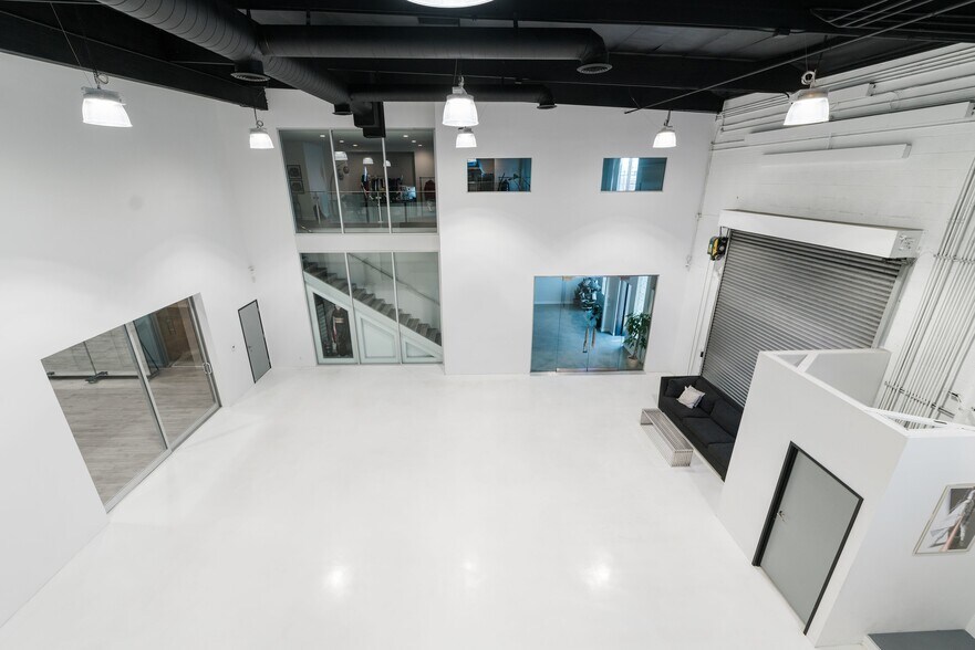 More Photos Of 1118 S Santa Fe Ave, Los Angeles Warehouse For Lease